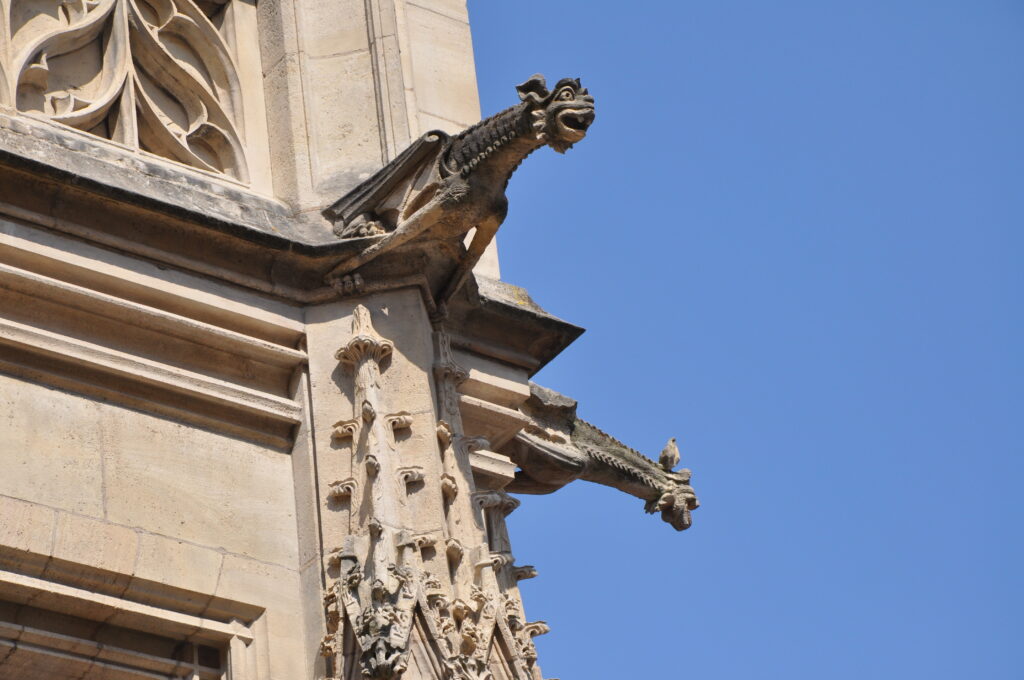 escultura gargola