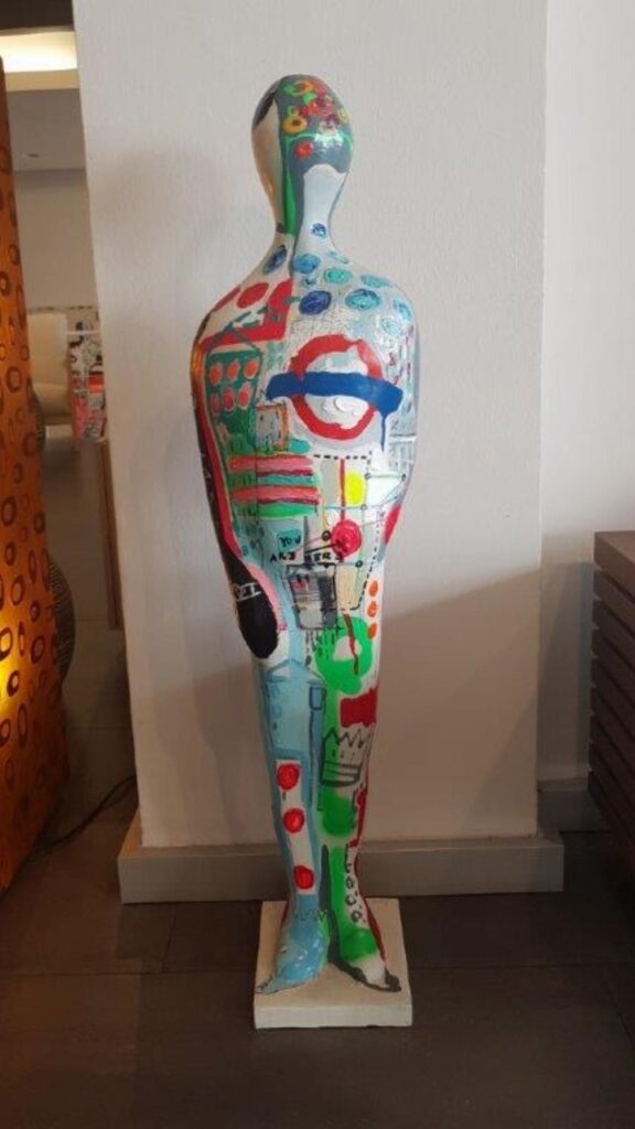 escultura de plastico