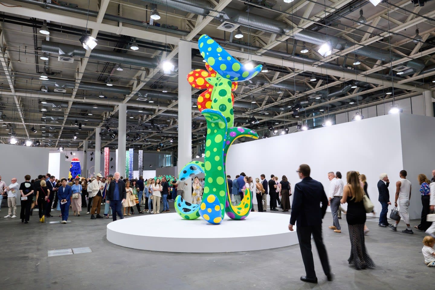 Yayoi Kusama - David Zwirner - Courtesy of Art Basel